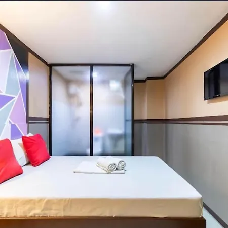 Oyo 920 New York Hotel Miami